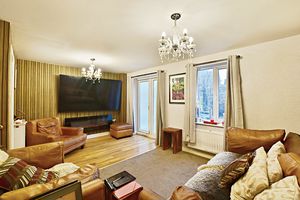 Photo 1- click for photo gallery